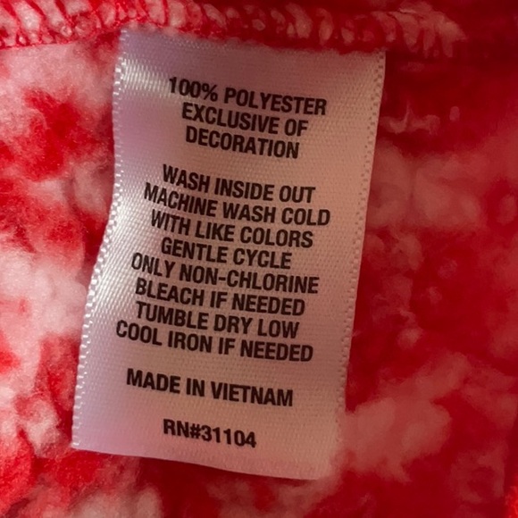 Crown & Ivy Women’s Sweatshirt - Picture 5 of 5